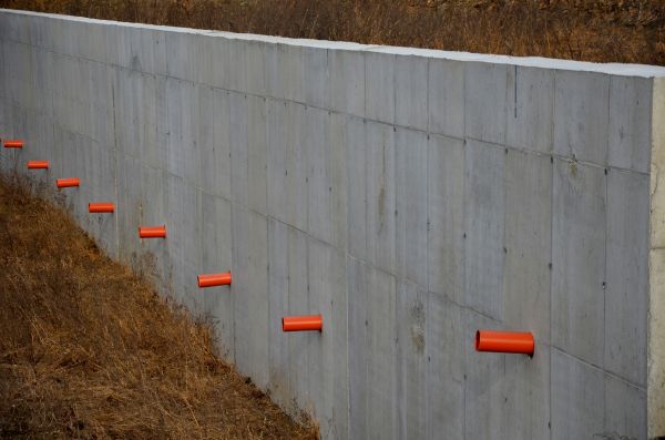 Cost of Retaining Wall Drainage in Bear
